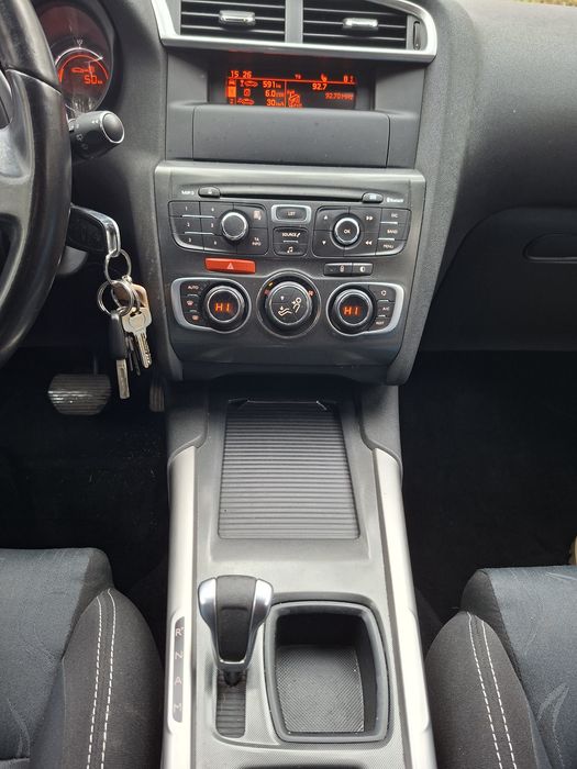 Citroen C4 1.6 hdi cutie automata ,plafon  panoramic, euro5