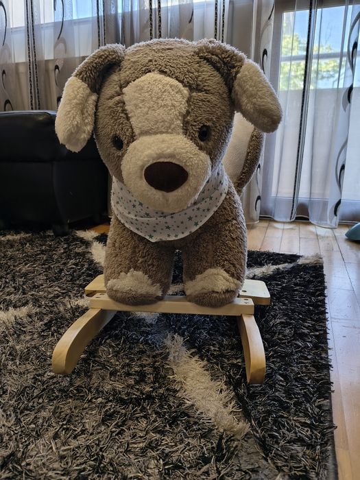 Детска люлка куче