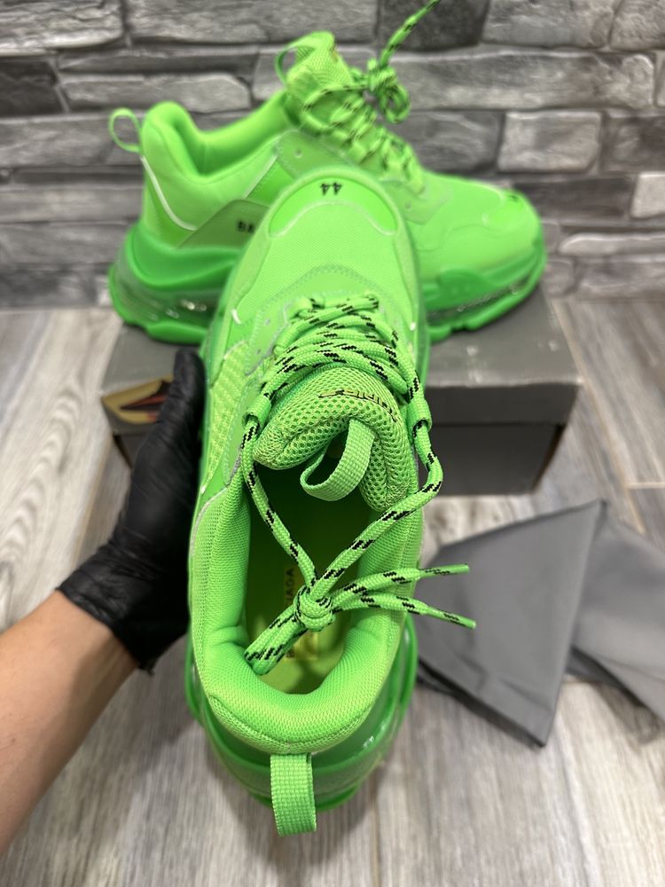 36-45 Balenciaga Triple S Green