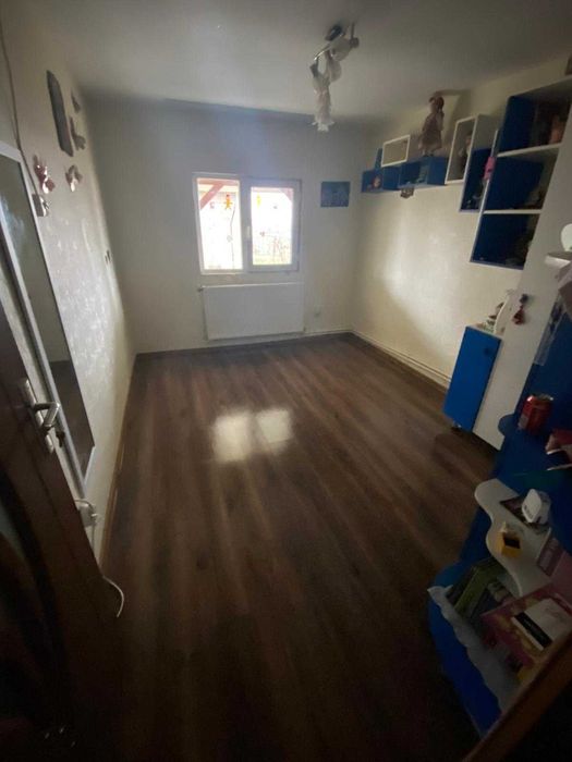 Casa de închiriat Branistea