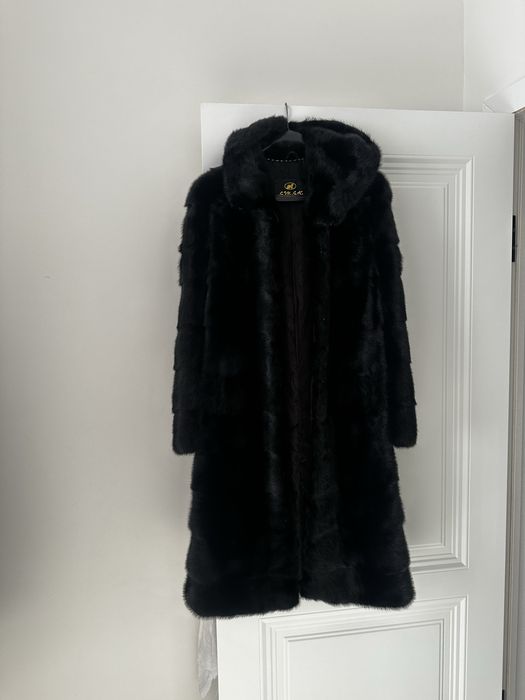 продам норковую шубу