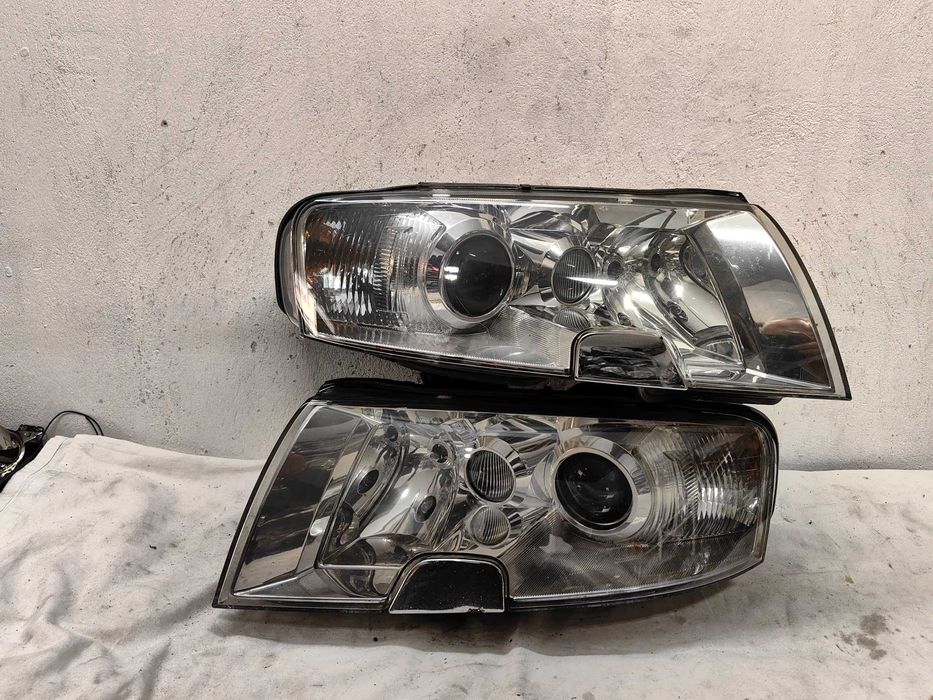 Оригинални фарове Шкода Суперб  Skoda Superb Xenon