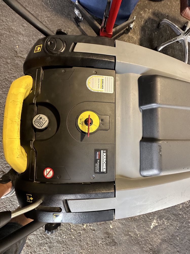 Метачна машина Karcher KM 75/40 W