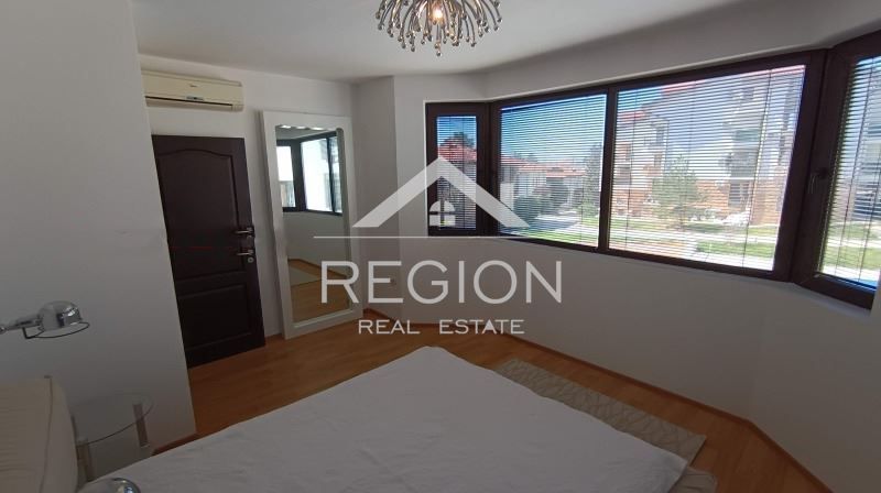 Дава се под наем Тристаен апартамент в Варна, м-т Траката - 104 кв.м за 700 € - Снимка #5