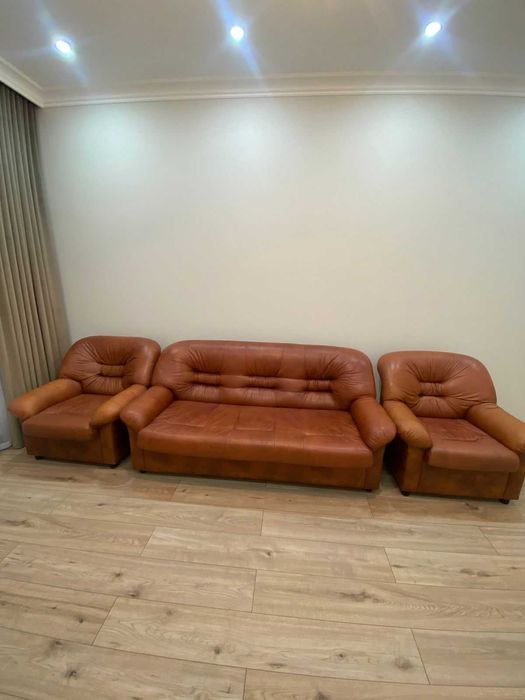 продам мягкий уголок кожаный