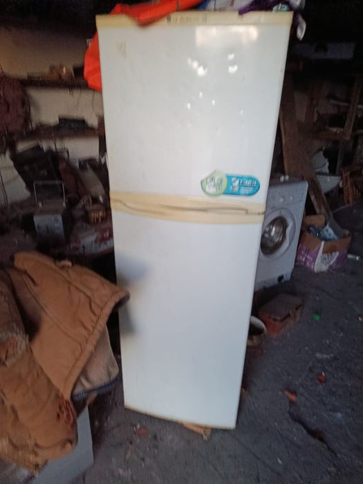 Холодильник LG да запчасти