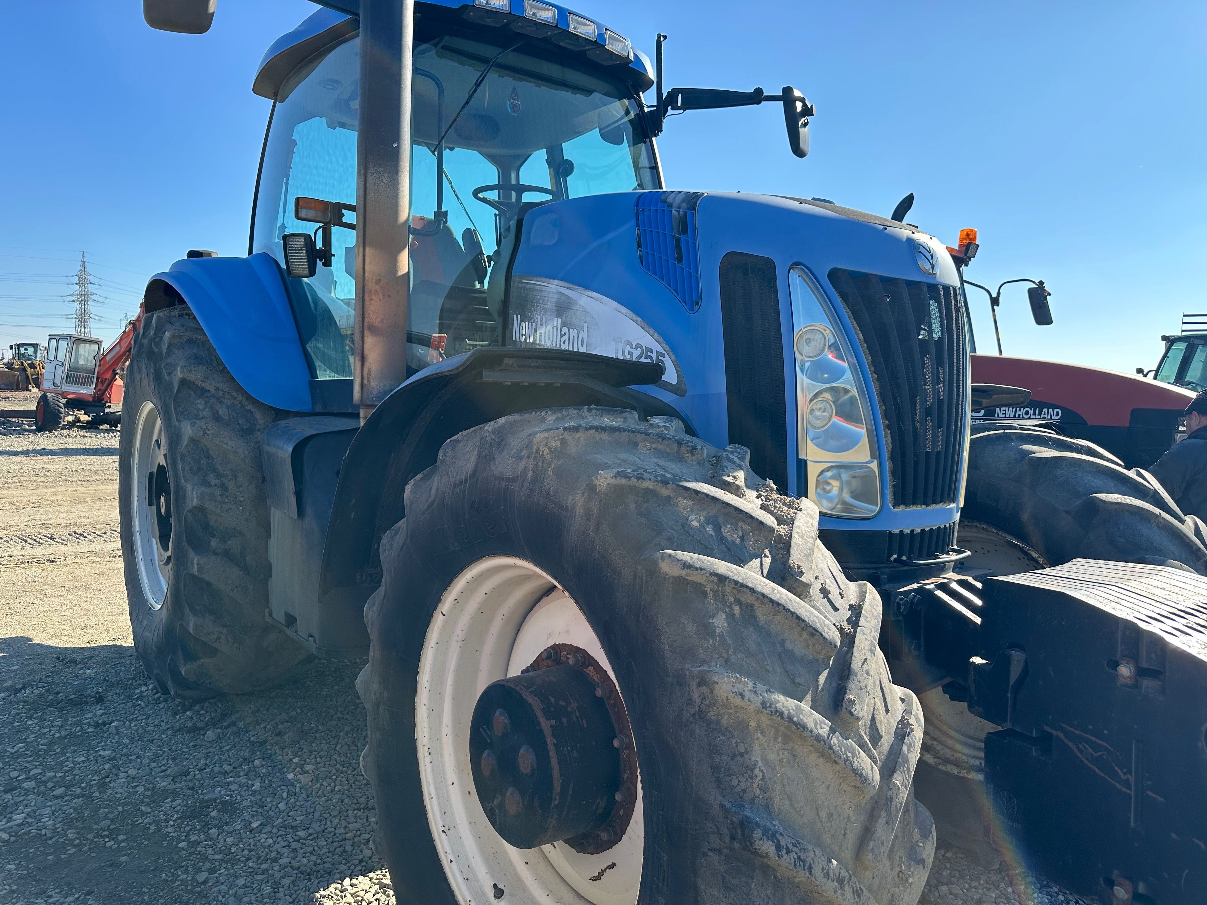 Tractor new holland tg 255