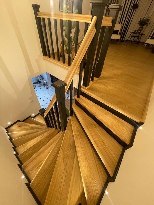 Scări si elemente din lemn masiv la comanda, reconditionari