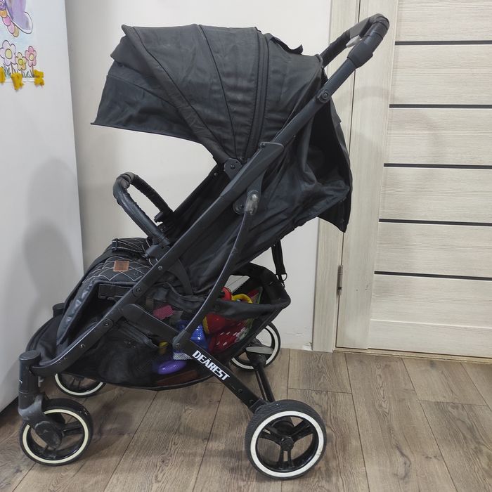 Коляска  Dearest. Для комфортных прогулок