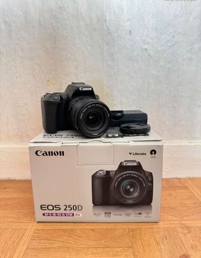 aparat foto  Canon 250d