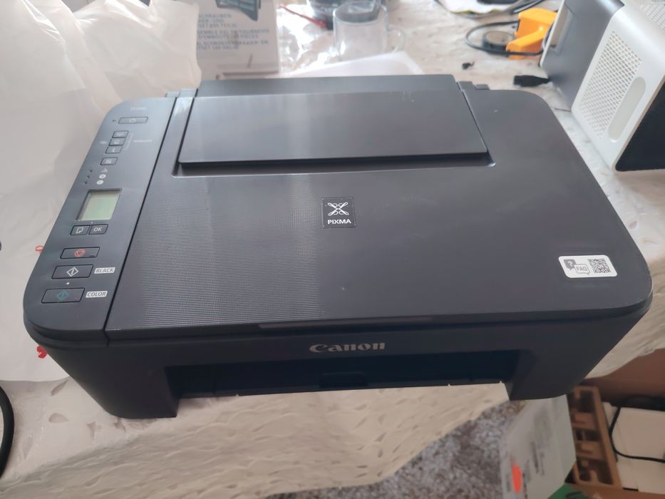 Vand imprimanta canon pixma