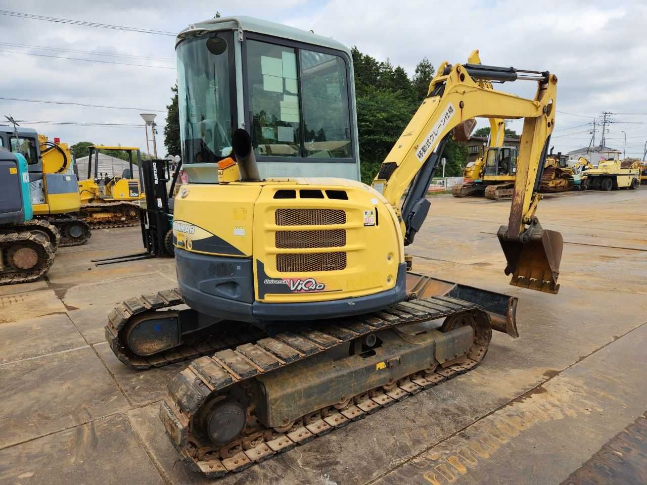 Екскаватор Янмар 4 тон VIO40-5b