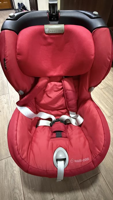 Продаю автокресло Maxi Cosi