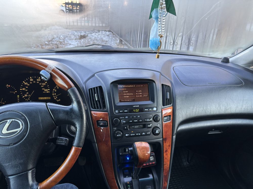 Продам Lexus RX 300
