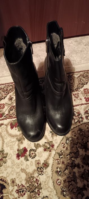 Сапоги зима 39 р. 5000