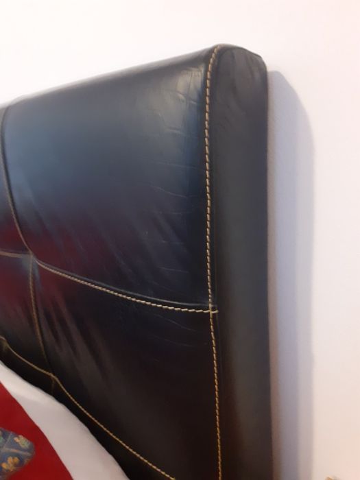 Pat dimensiunea 140/200  din piele