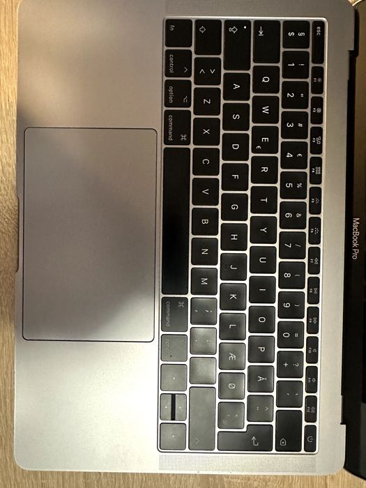 MacBook Pro Retina 13 inch A1708 - 2017 DEFECT