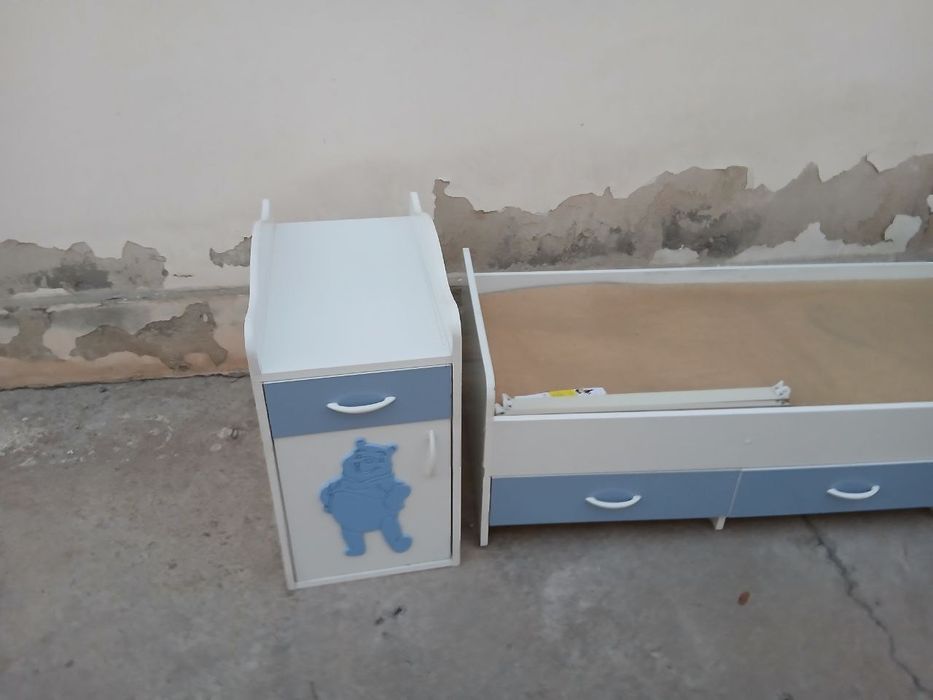 Продаю детски кравать и шкаф