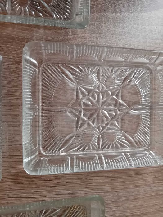4бр. кристални чинийки от соца