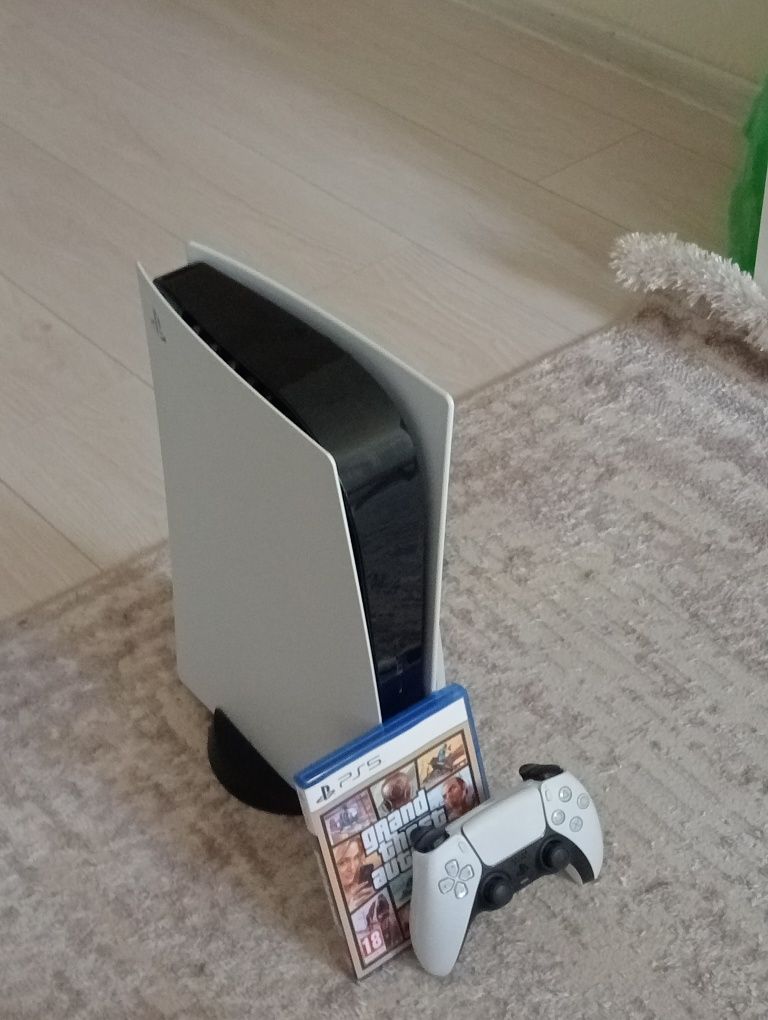 Playstation 5 в отличном состоянии