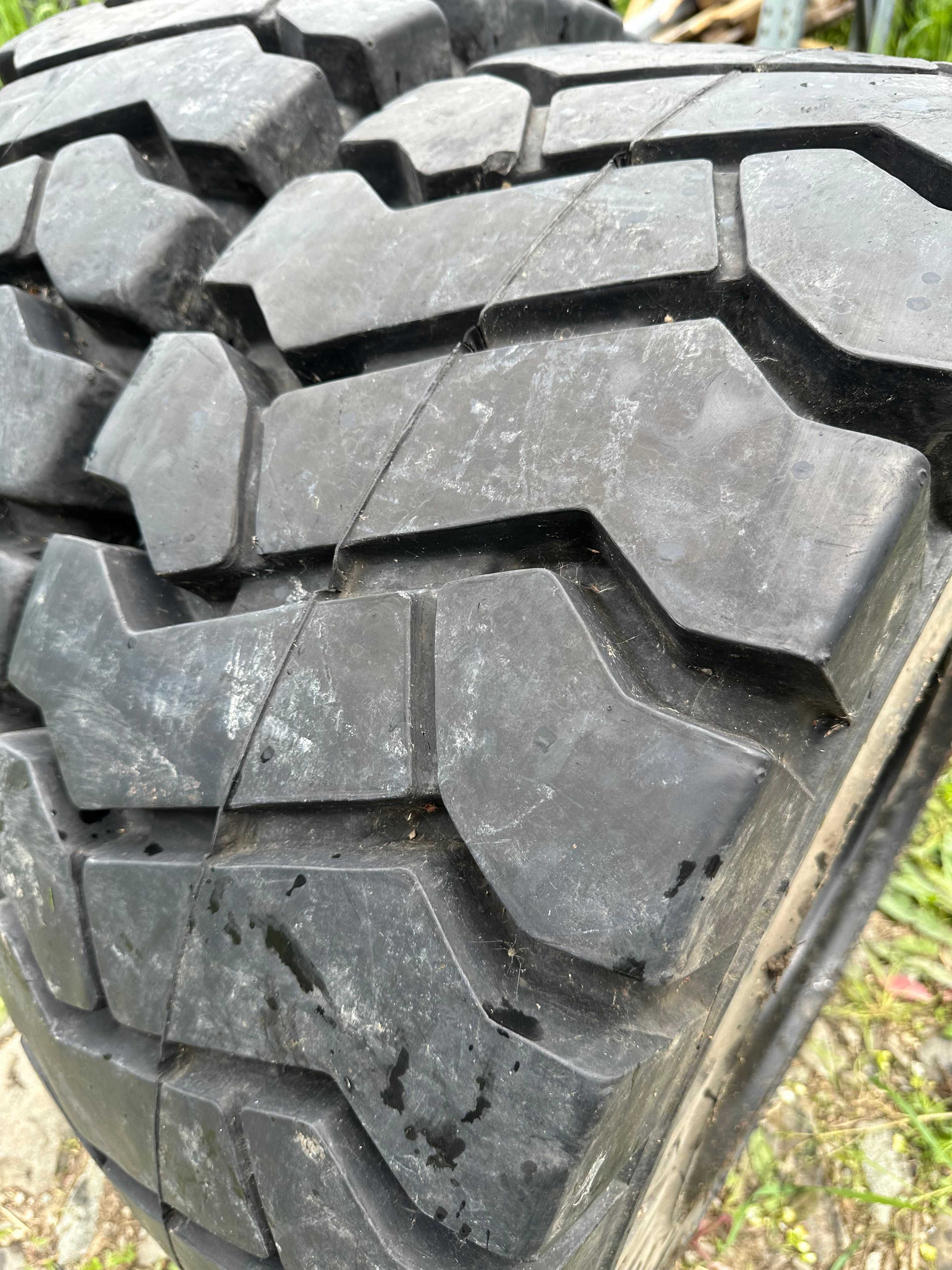 Anvelope pline Magna by Michelin 355/65-15 (9.75-15) - Stare Excelenta
