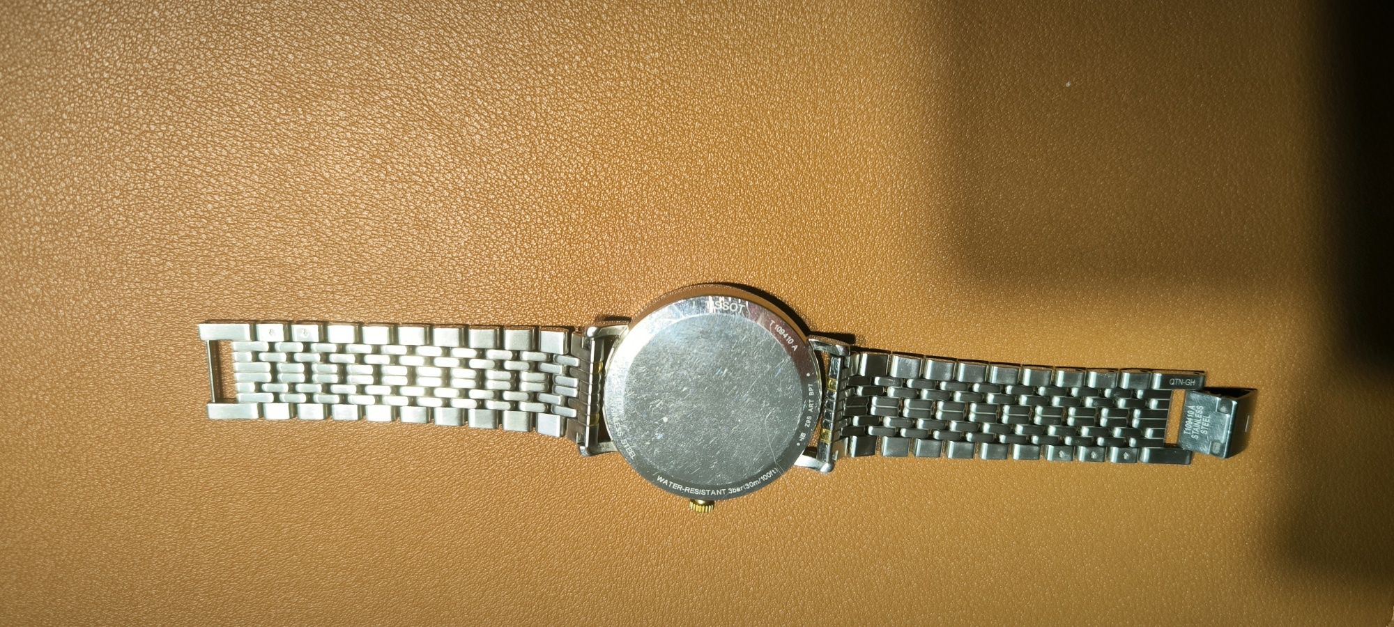 Часы классические Tissot