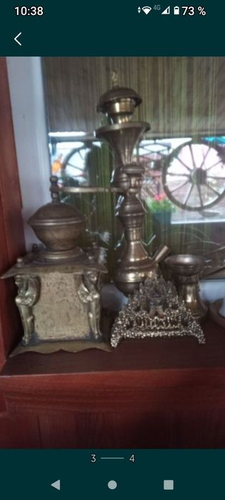 vând obiecte artizanale de colecție