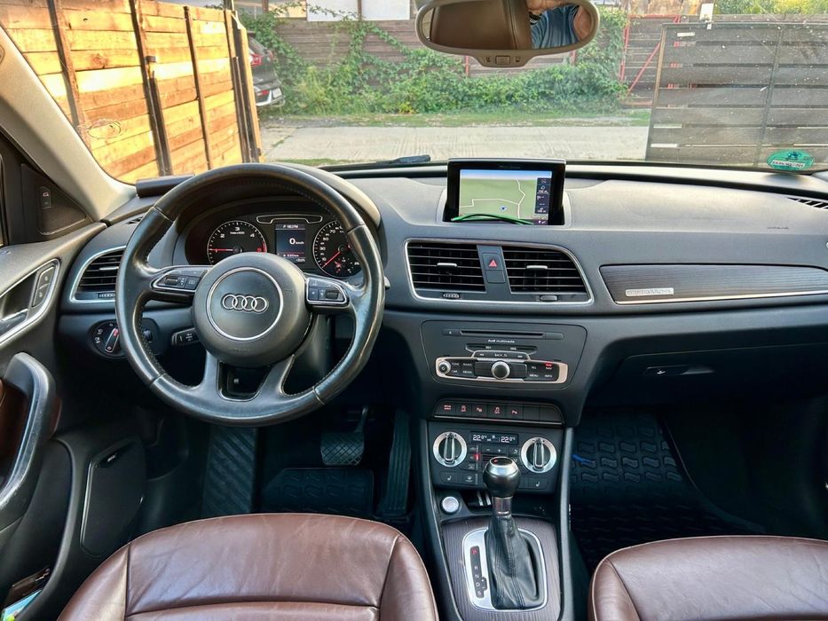 Audi Q3 Quattro Automat Panoramic Piele Bose Sline 2.0 diesel 177Cp