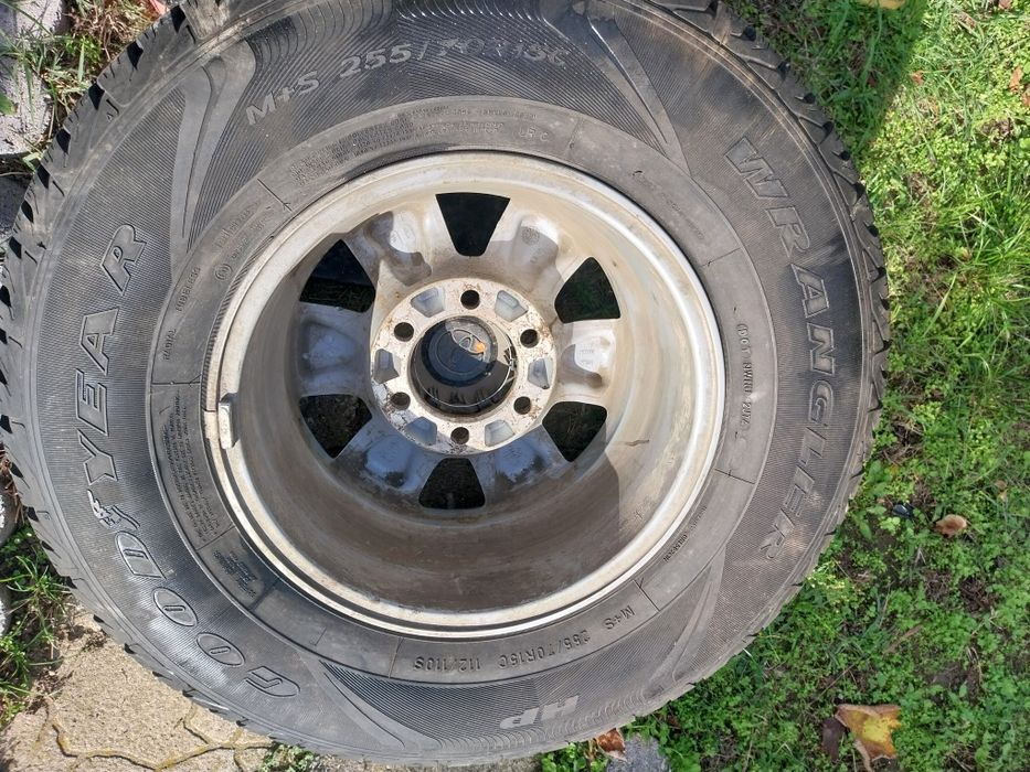 255 70 15 джанти за Toyota Hilux и Land Cruiser.