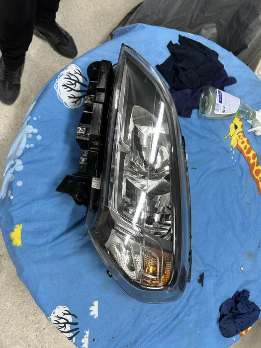 Far stânga fiat doblo.cod:521094580.