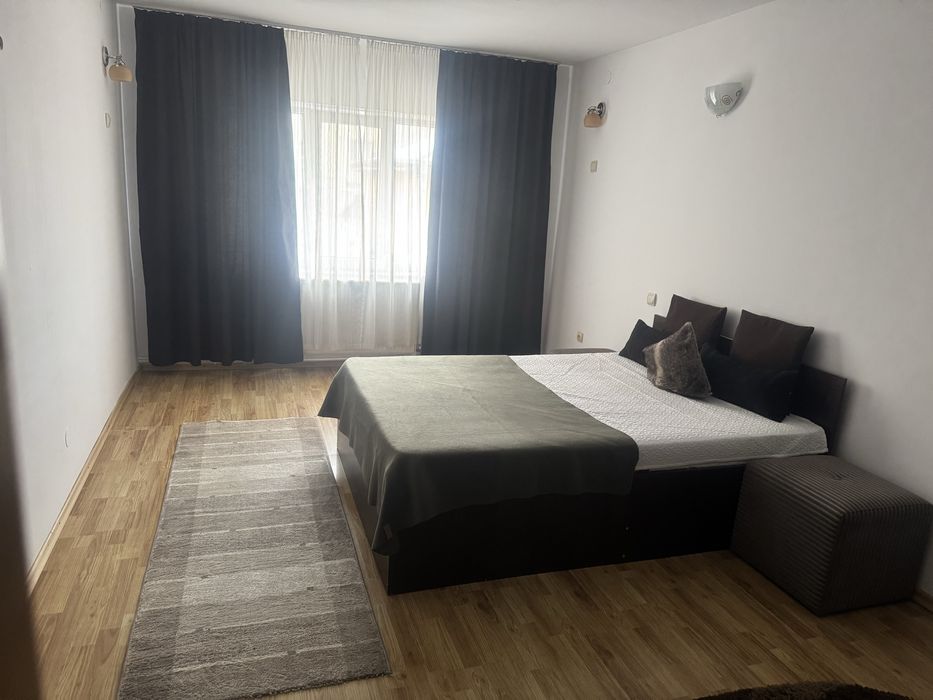 Apartament cu 2 camere de închiriat