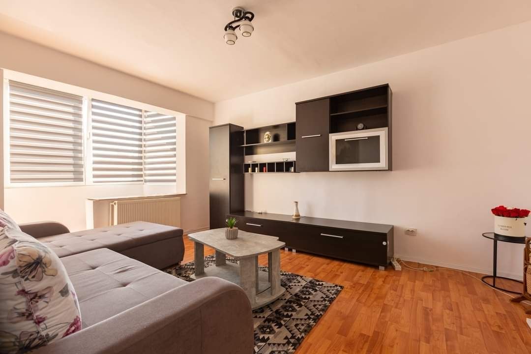apartamente de vanzare medias
