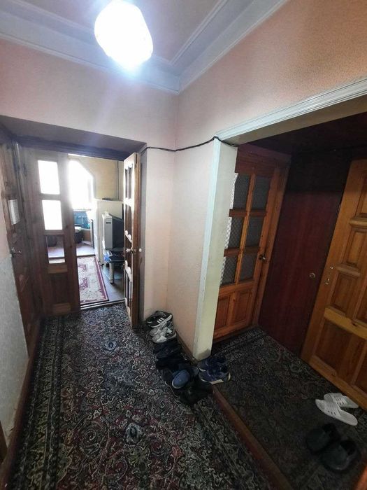 СРОЧНО!Продается 2 хона, 60м2 квартира в центре города.Тахтапул