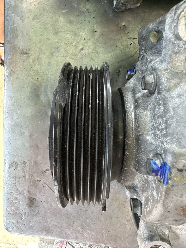 Компресор климатик Seat Audi A4 A6 A5 Q5 Q7 Vw Skoda А3 Q3 номер 81