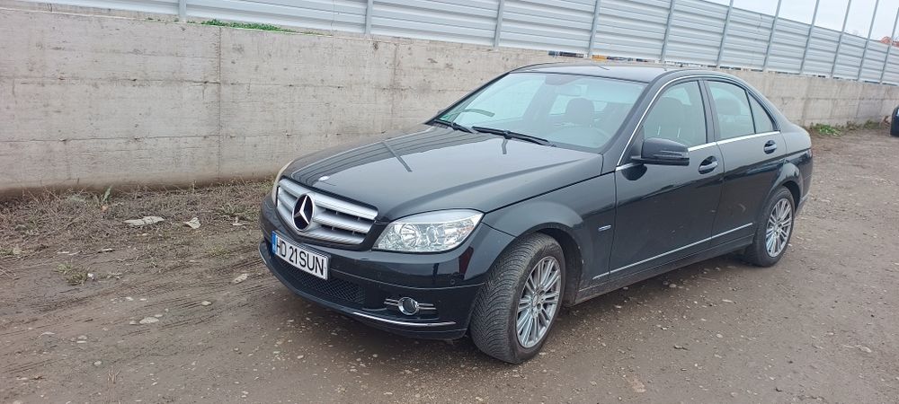 MERCEDES C200 cgi benzină