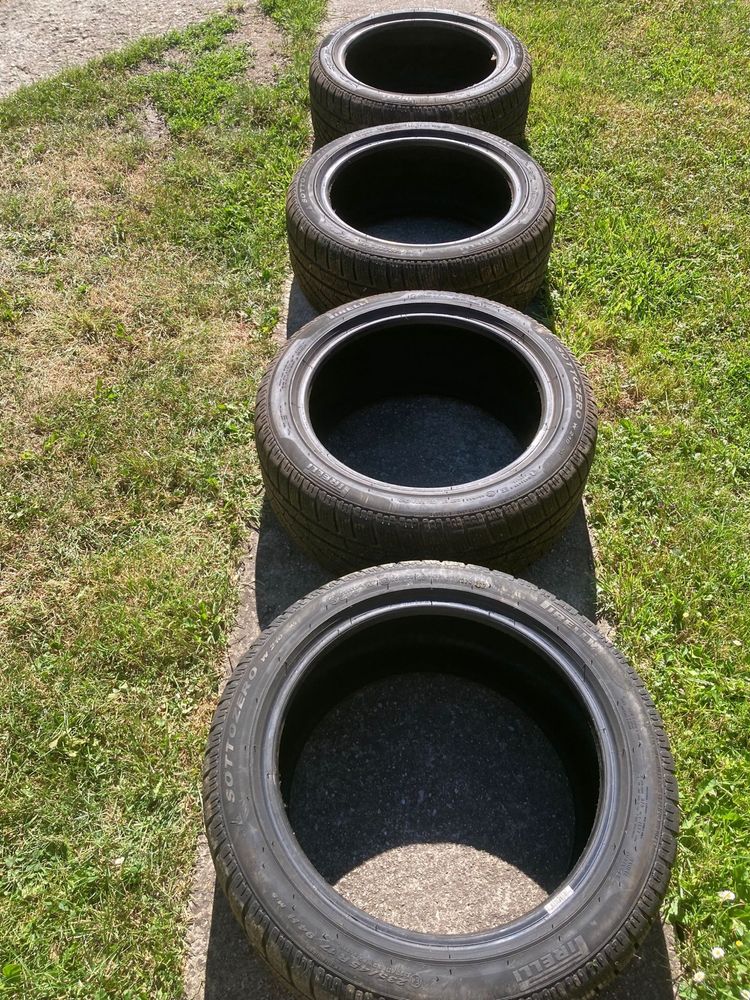 Cauciucuri 235/45/17 iarna Pirelli
