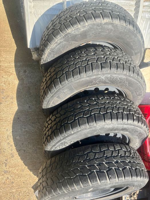 Гуми + железни джанти