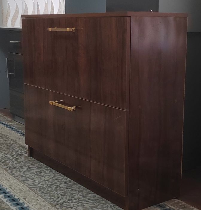 Sifatli va yangi mebel