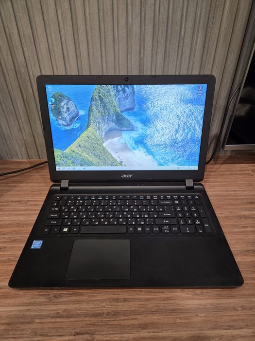 Ноутбук Acer 8гб ОЗУ ssd 120gb