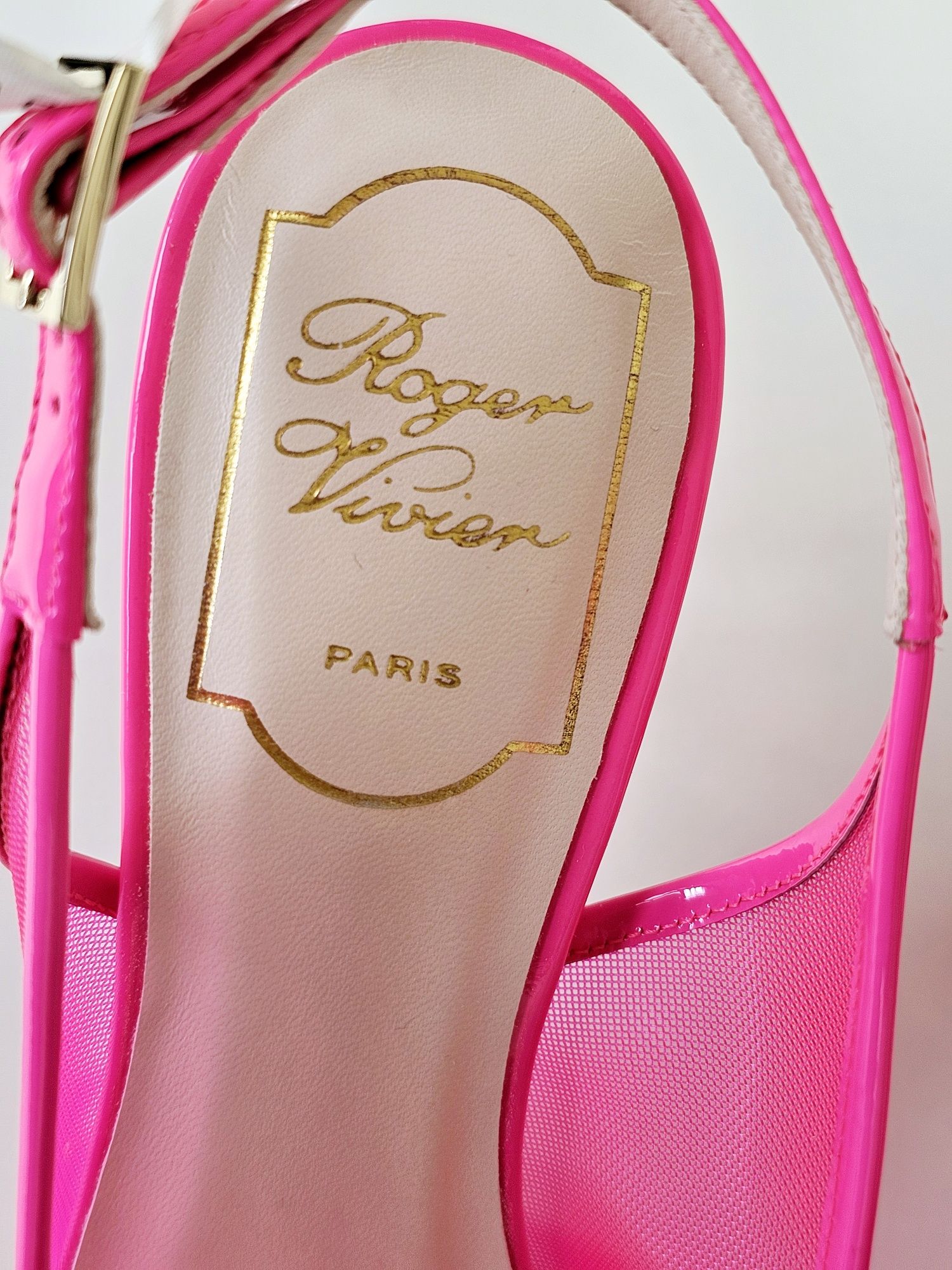 Roger Vivier Paris, Pantofi cu toc si berete, roz, 36.5