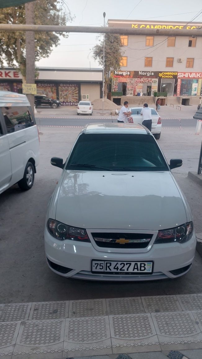Chevrolet nexia2 sotiladi