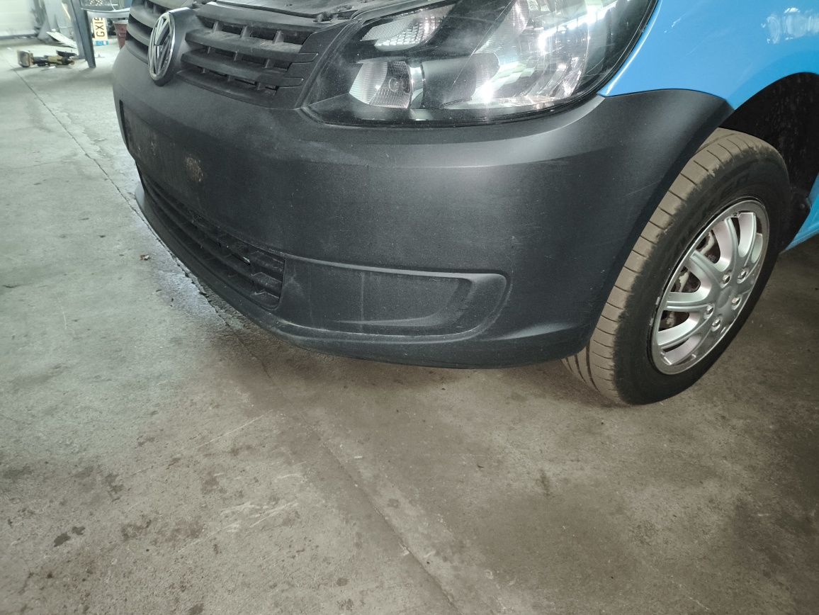 Предна броня за VW Caddy
