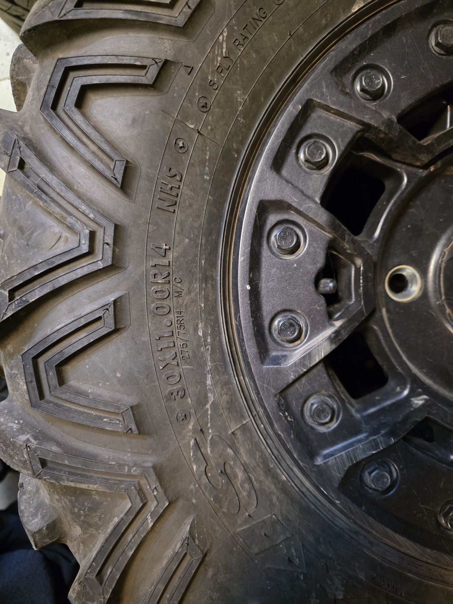 джанти с гуми 14за utv  can am maverik x3