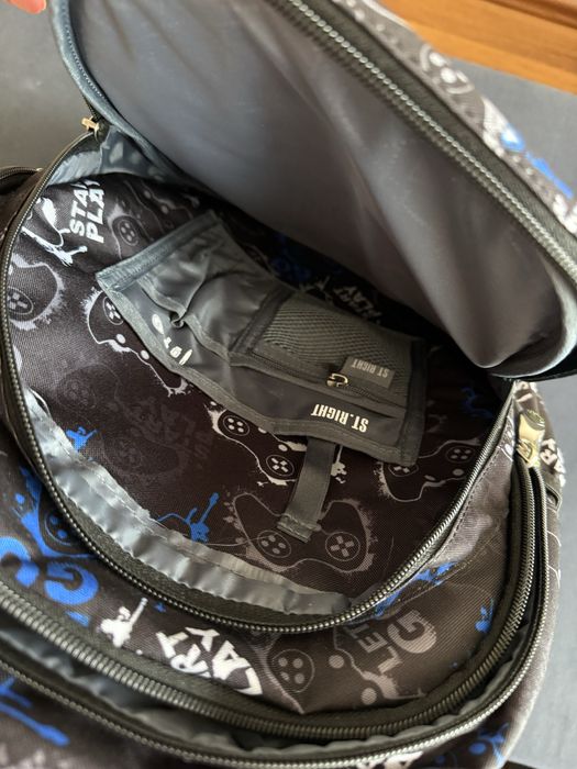 Ghiozdan troller / roti - folosit de 2 ori