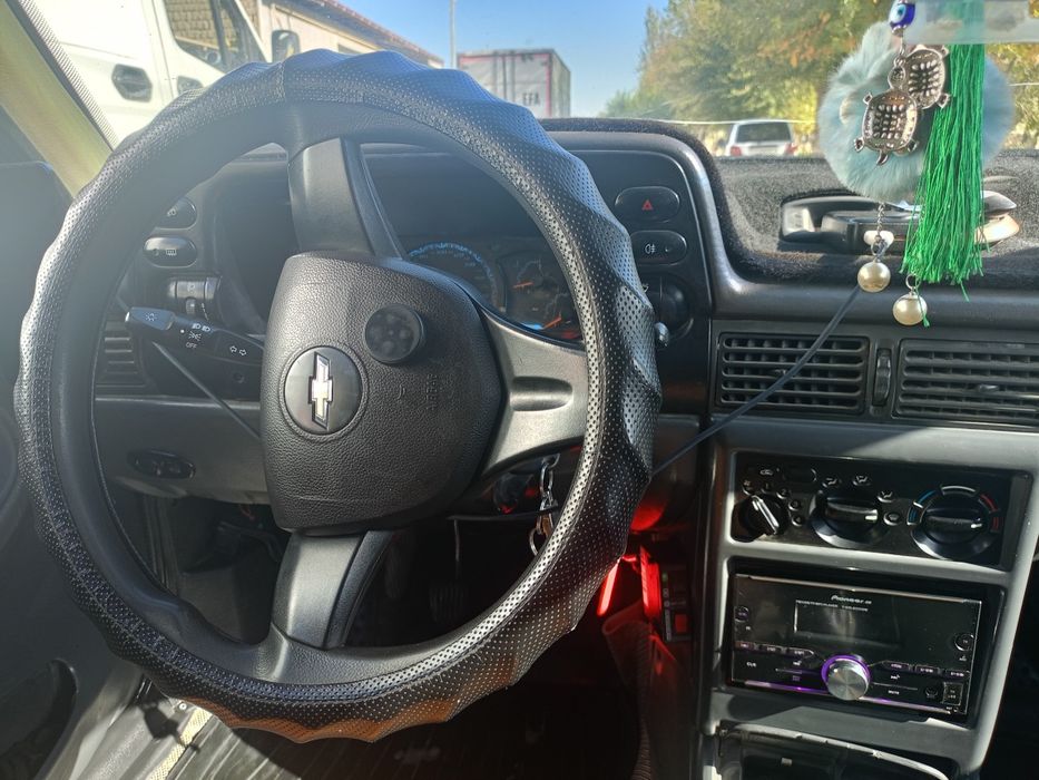 Срочно сотилади нексия донс