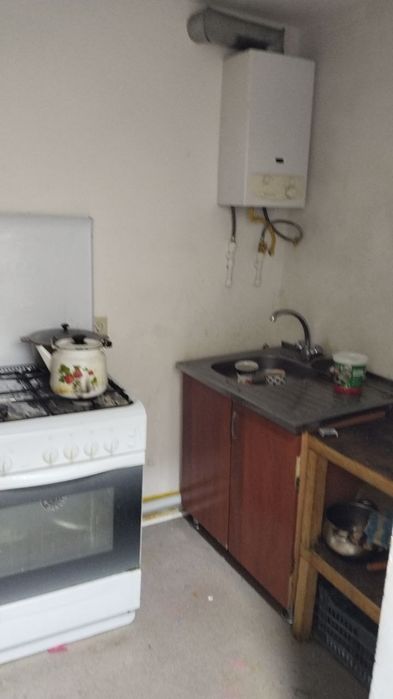 Продаю квартиру Яшнабадский р-он Авиасозлар-Дубовая 1-ком 4-этаж 4-эта