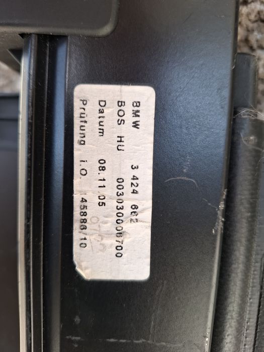 Щора за багажника на бмв Х 3 от 2005г до 2009г.