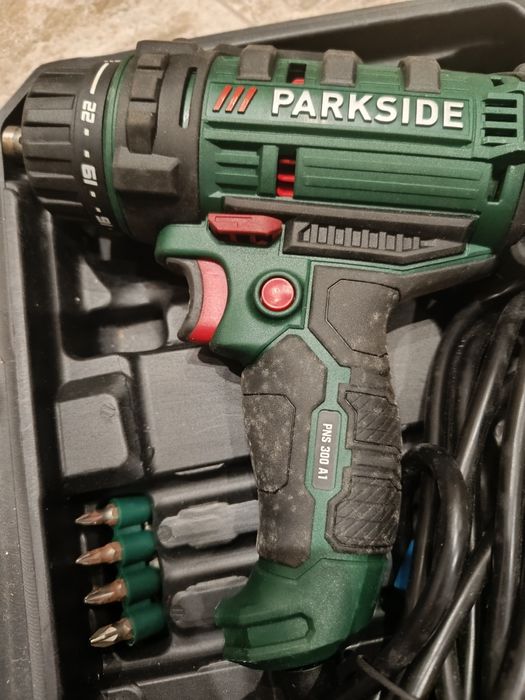 Пробивен винтоверт PARKSIDE PNS 300 A1