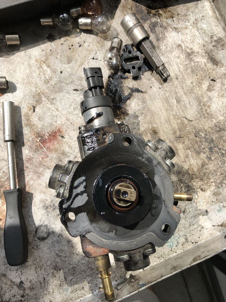 Pompa inalte bosch 9683268980 - 0445010139 ford 2.2