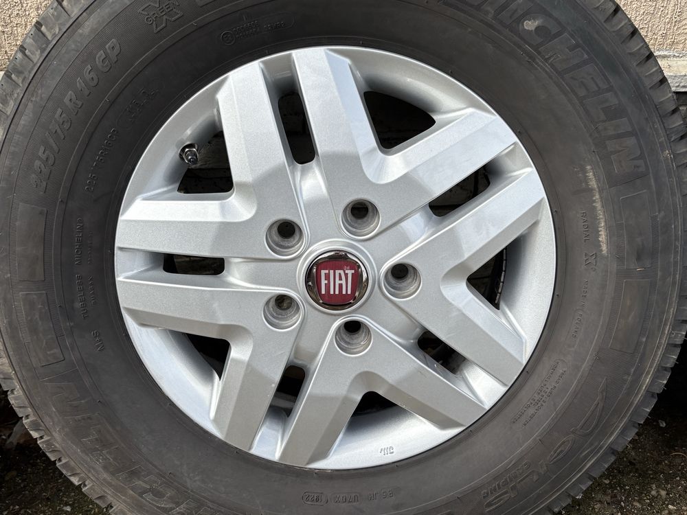 Оригинални джанти Fiat Ducato 16" 5х130 + гуми 225/75/16 Michelin